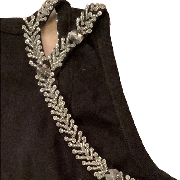 CASUAL LIVING VINTAGE TANK TOP WITH BEADED NECKLINE AND BACK. SIZE MEDIUM - Picture 9 of 16